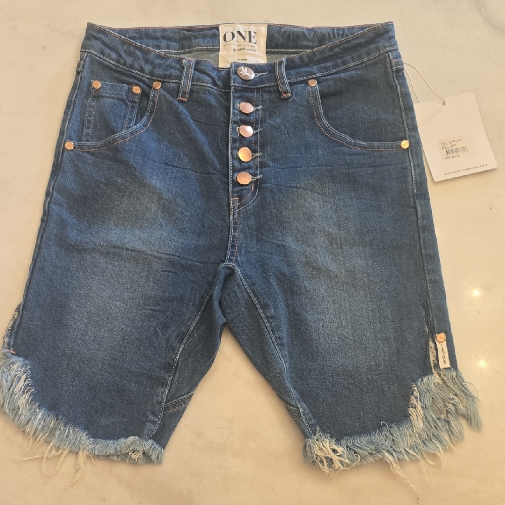 NWT One Teaspoon Sample Long Shorts Size 26